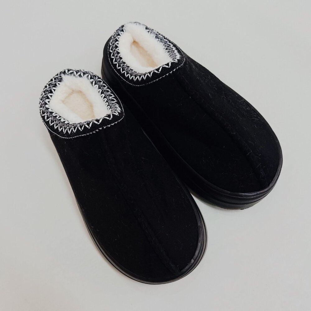 Winter Warmth Slippers - Black